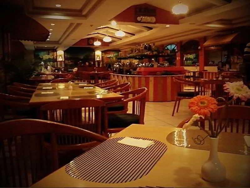홀리데이 플라자 호텔 세부 외부 사진